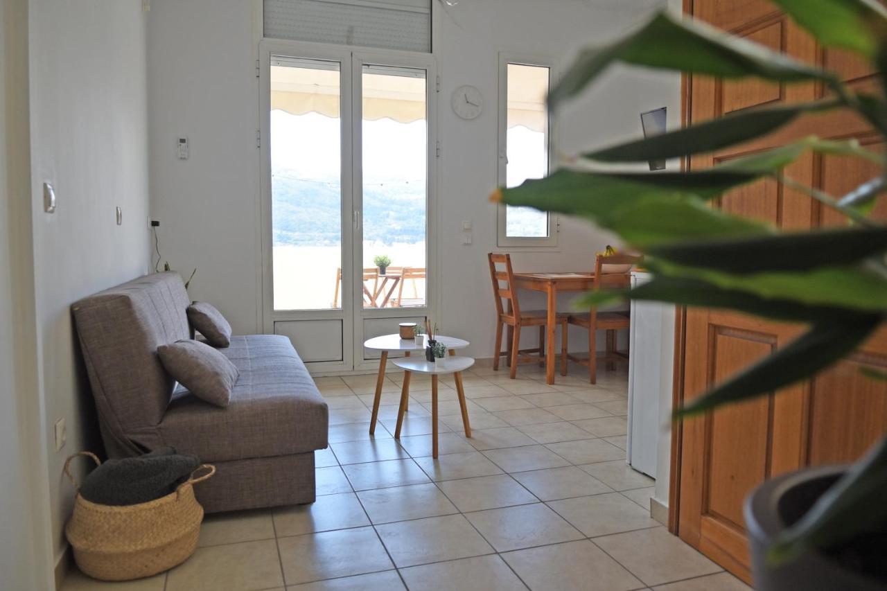 شقة Plateia Sea View Loft ساموس المظهر الخارجي الصورة